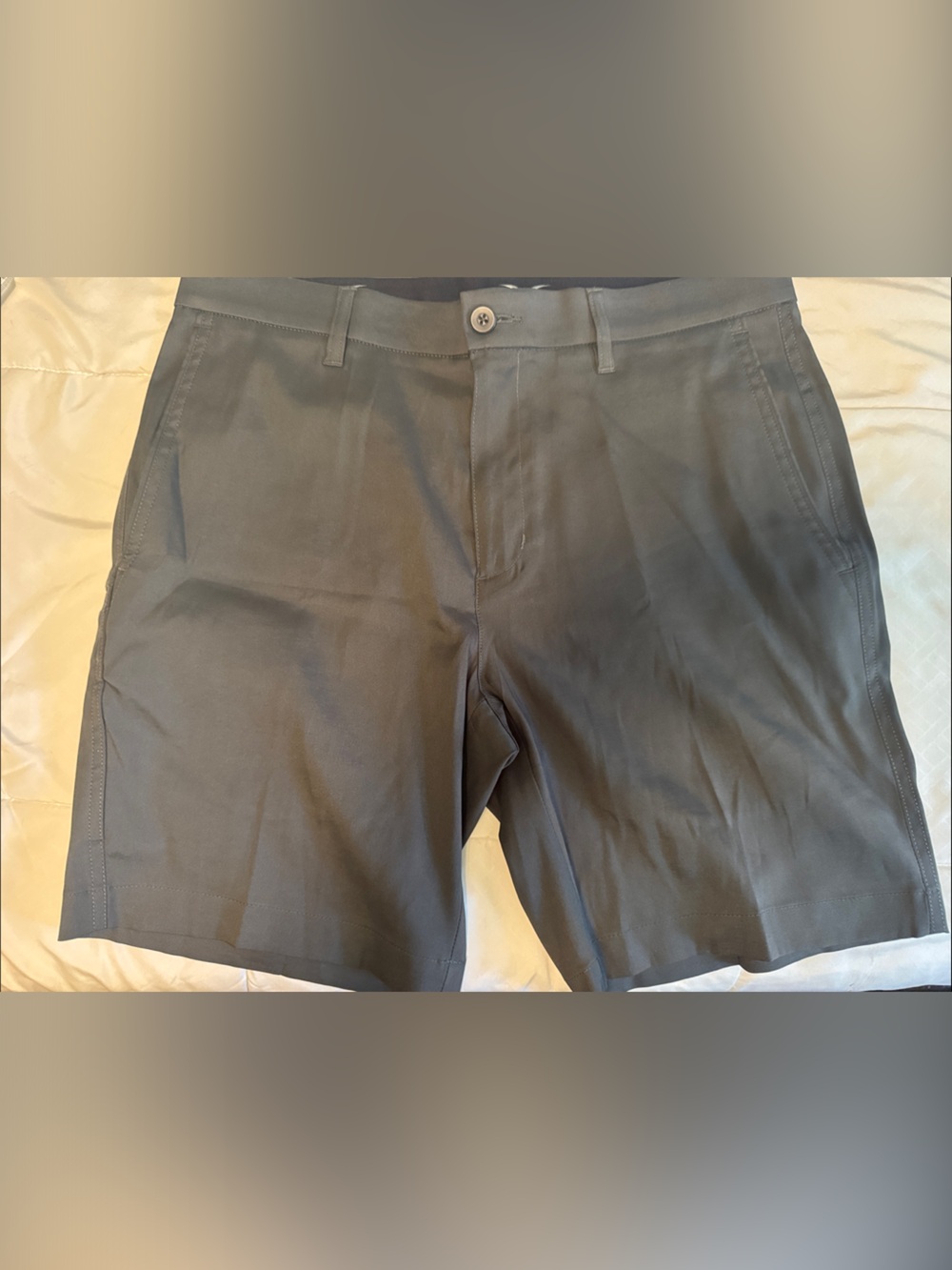Men's Flat Front Shorts in Dark Gray